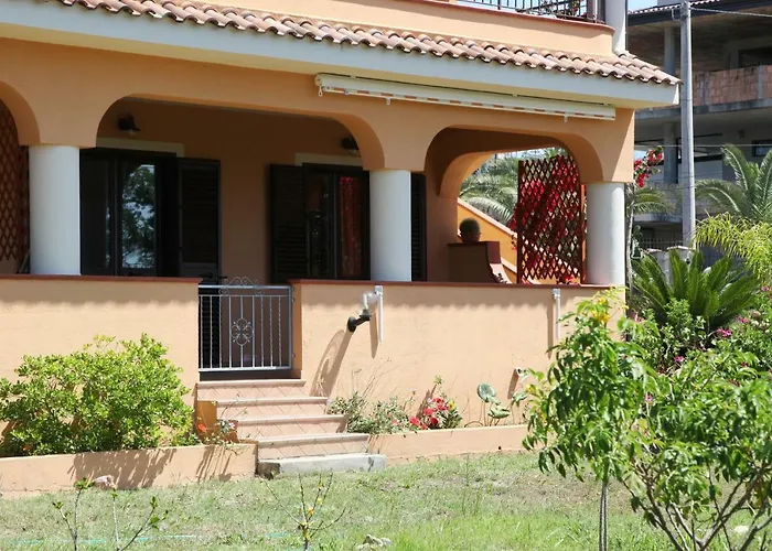 Macria * 梵蒂冈角